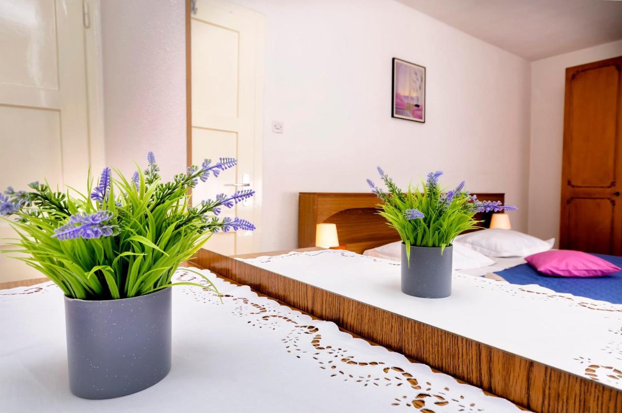 Apartment Ljubica Vodice Exteriör bild